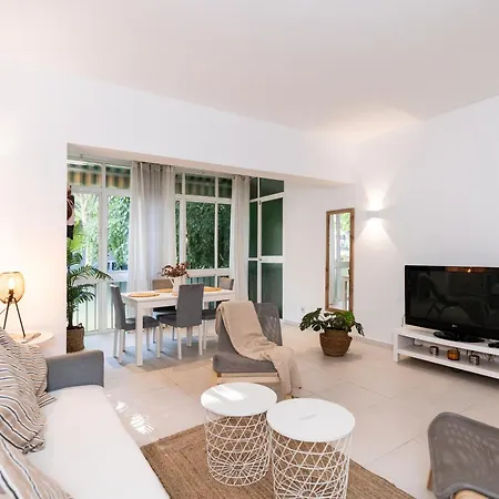 Balmoral Apartment *